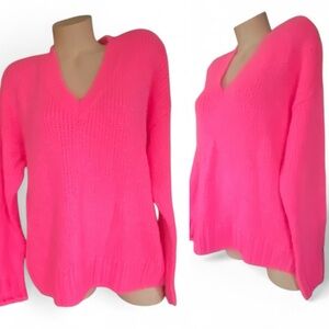 Vibrant Victoria’s Secret Pink Women's Sweater small NEW